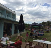 St Leonards Hotel - Redcliffe Tourism