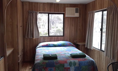 Acclaim Gateway Caravan Park - Redcliffe Tourism 3