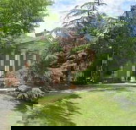 Manor Estate - Redcliffe Tourism
