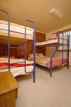 Apollo Bay Backpackers Lodge - Redcliffe Tourism 4