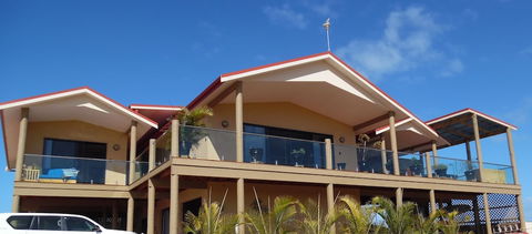 On The Deck @ Shark Bay - Redcliffe Tourism 0