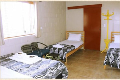 Childers Oasis Motel - Redcliffe Tourism 5