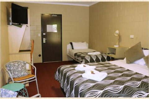 Childers Oasis Motel - Redcliffe Tourism 3