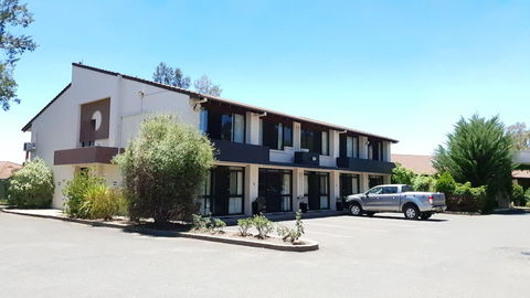 All Seasons Motel Armidale - Redcliffe Tourism 0