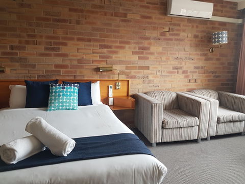 All Seasons Motel Armidale - Redcliffe Tourism 2
