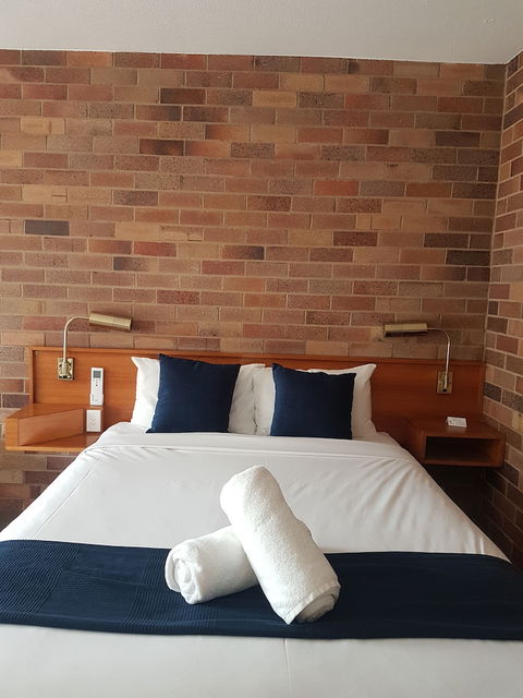 All Seasons Motel Armidale - Redcliffe Tourism 4
