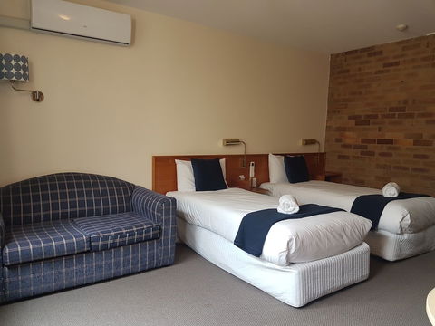 All Seasons Motel Armidale - Redcliffe Tourism 6