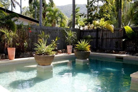 Jambala Beach House - Redcliffe Tourism 4