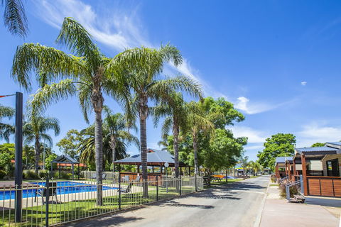 All Seasons Holiday Park - Redcliffe Tourism 1