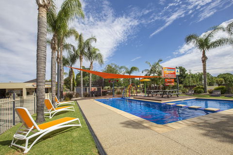 All Seasons Holiday Park - Redcliffe Tourism 4