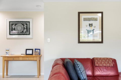 City One Apartment - Redcliffe Tourism 2