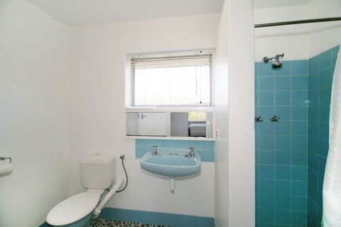 Acacia Holiday Or Business Stay Accommodation - Redcliffe Tourism 4