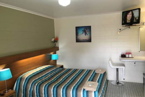 Albury Central Motel - Redcliffe Tourism 0