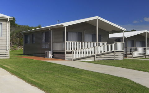 Corrimal Beach Tourist Park - Redcliffe Tourism 0