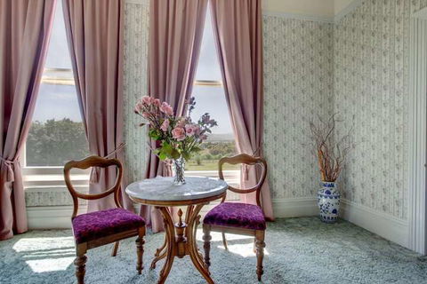 Highton Manor - Redcliffe Tourism 5