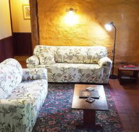 Treenbrook Cottages - Redcliffe Tourism