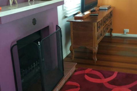 Casablanca Enchanted Cottage - Adults Only - Redcliffe Tourism 3