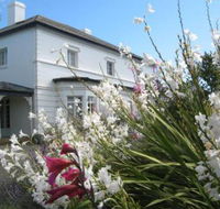 The Grove Cottages - Redcliffe Tourism