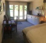 Pierrepoint Accommodation - Redcliffe Tourism