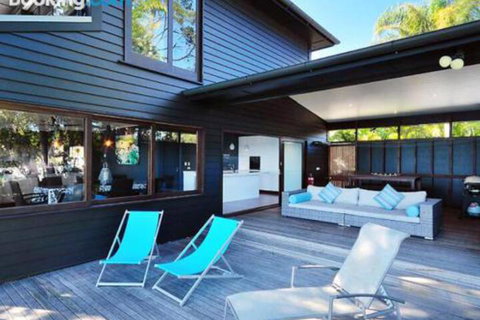 Dolphins At Sunset - Redcliffe Tourism 6