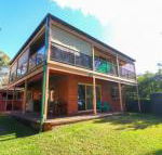 Kingfisher LakeHouse - Redcliffe Tourism