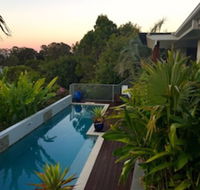 Sunshine Coast Tropical Getaway - Redcliffe Tourism