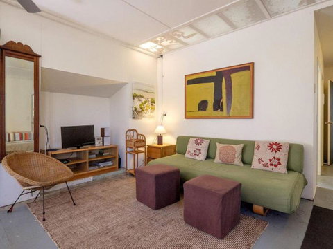 Eddies Place - Redcliffe Tourism 6