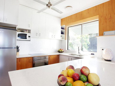 Mintee On Deadmans - Redcliffe Tourism 5