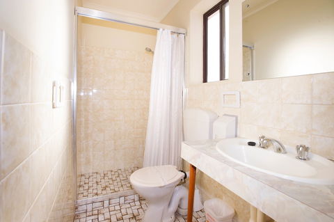 Augusta Budget Motel - Redcliffe Tourism 4
