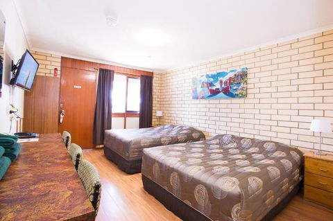 Augusta Budget Motel - Redcliffe Tourism 6