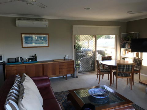 Andrews On Topaz - Redcliffe Tourism 3