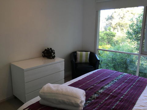 Andrews On Topaz - Redcliffe Tourism 1