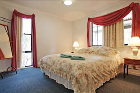 Serenity Grove - Redcliffe Tourism 2
