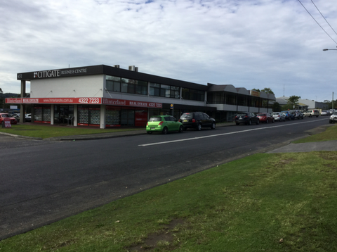 Wyoming Lantern - Redcliffe Tourism 0