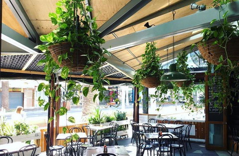 Baritalia - Redcliffe Tourism 5