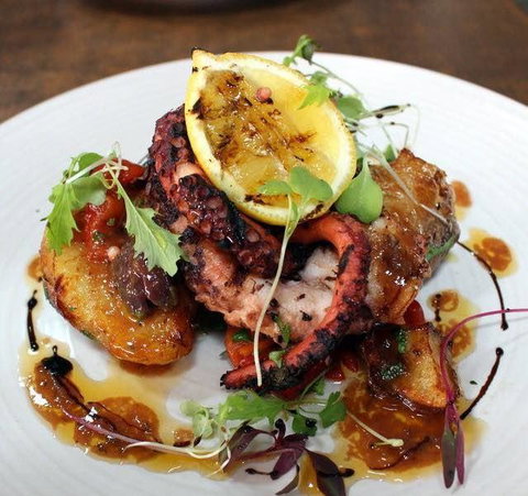 Baritalia - Redcliffe Tourism 7