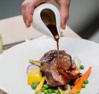 Garden Court Restaurant - Redcliffe Tourism