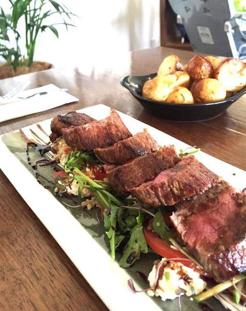 Amongst The Sticks - Redcliffe Tourism 11