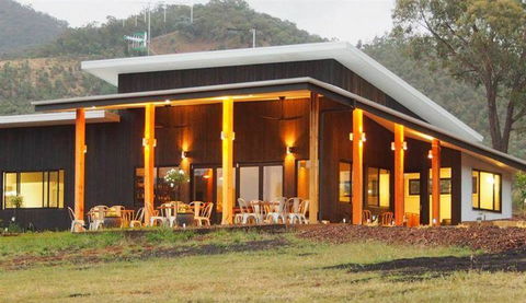 Amongst The Sticks - Redcliffe Tourism 5