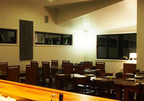 Amongst The Sticks - Redcliffe Tourism 7