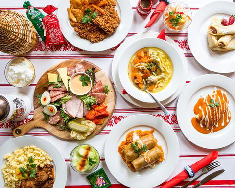 Korona Csarda Hungarian Restaurant - Redcliffe Tourism 0