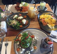 Eating Station - Redcliffe Tourism
