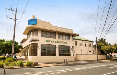 Royal FTG Hotel - Redcliffe Tourism 0