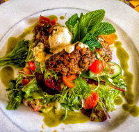 Hanging Rock Cafe - Redcliffe Tourism