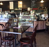R  T's Bake and Brew - Redcliffe Tourism