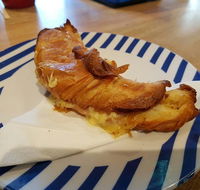 Smiths Beach General Store - Redcliffe Tourism