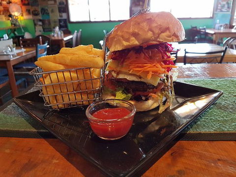 Martians Cafe And Bar - Redcliffe Tourism 0
