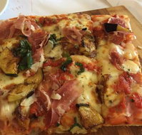 La Giara - Redcliffe Tourism