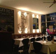 Annies - Redcliffe Tourism