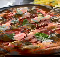 Farina Pizzeria - Redcliffe Tourism